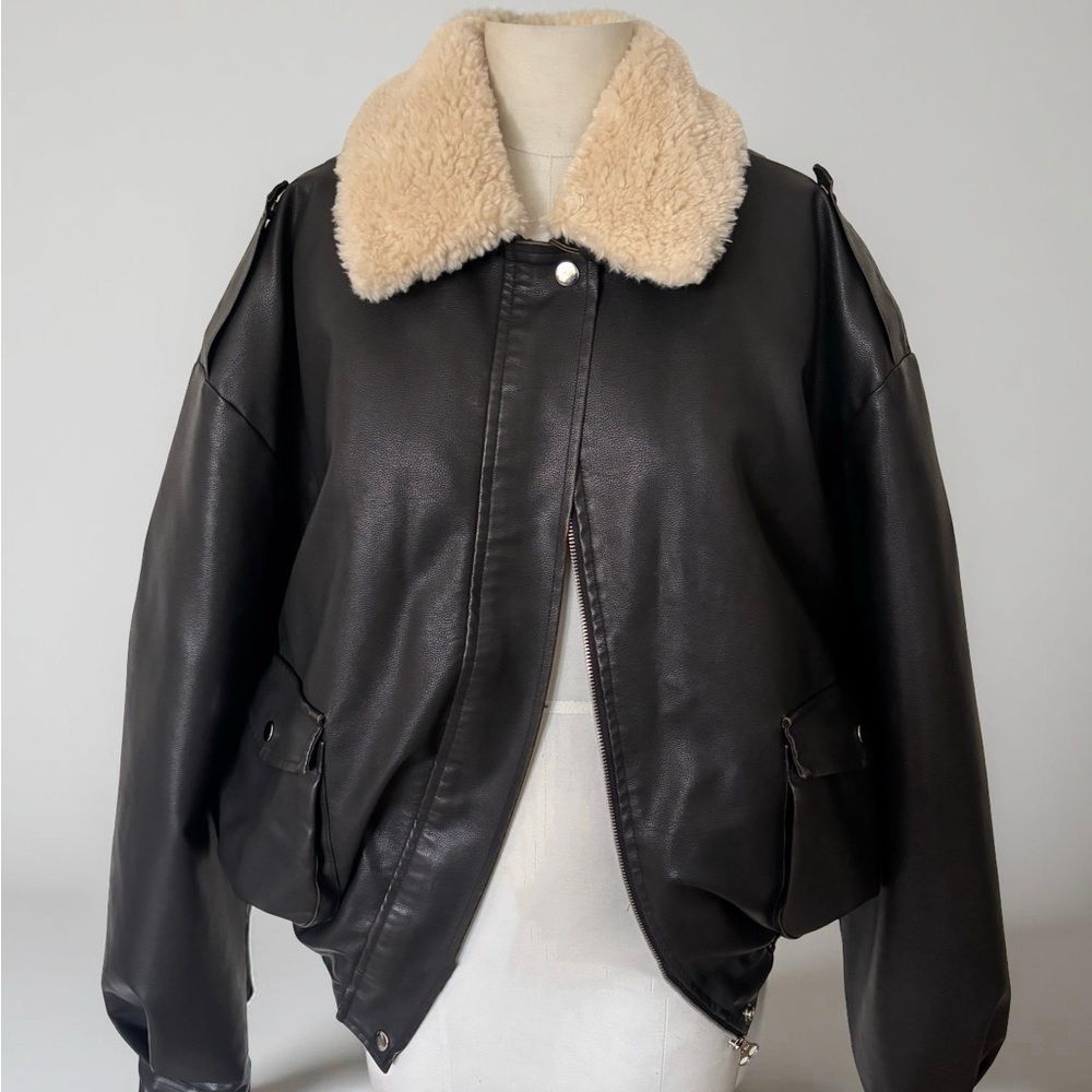 Oversized Black Leather Bomber Jacket Removable shearling Collar Black Brown